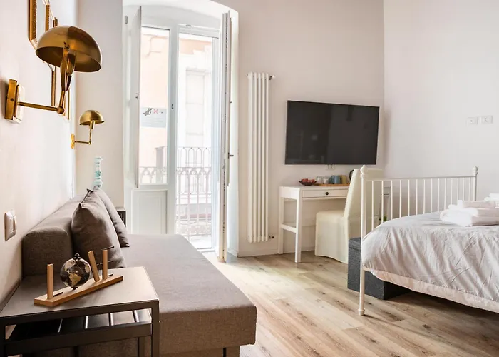 بيت ضيافة Landlord 8 - Finestra Sulla Cattedrale