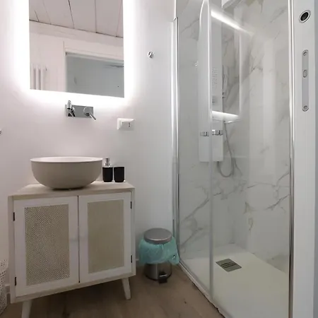 Landlord 8 - Finestra Sulla Cattedrale Penzion 3*