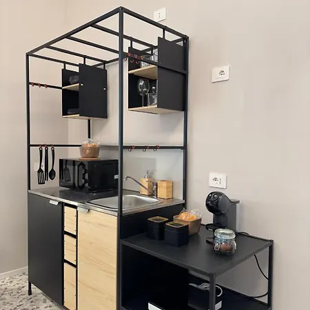 Landlord 8 - Finestra Sulla Cattedrale Penzion Bari