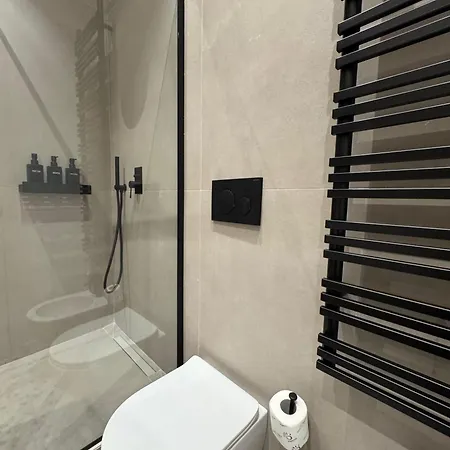 Landlord 8 - Finestra Sulla Cattedrale Penzion 3*