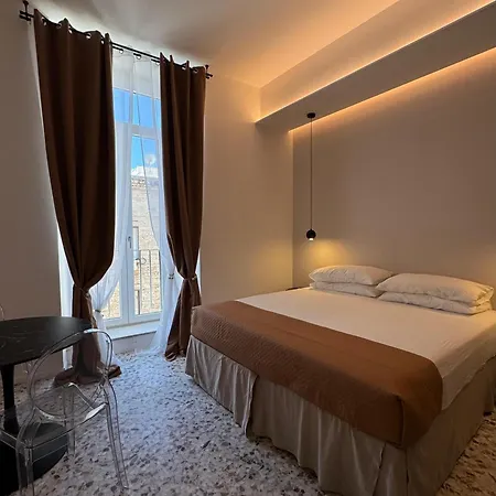 Penzion Landlord 8 - Finestra Sulla Cattedrale Bari