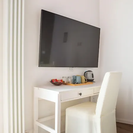 Landlord 8 - Finestra Sulla Cattedrale Penzion 3*