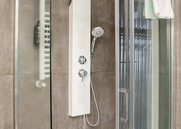 Landlord 8 - Finestra Sulla Cattedrale Affittacamere Bari